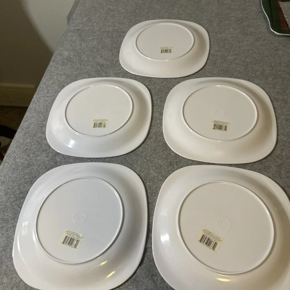 Vintage Keller-Charles Set Of 5 Holiday  Melamine  Plates Christmas Wreath